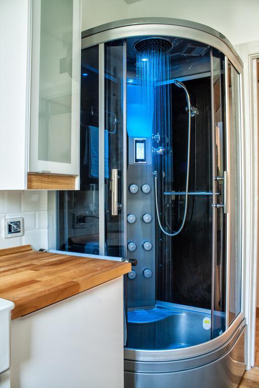 Wellness Suite Na' Canuna' Roddi Ruang foto