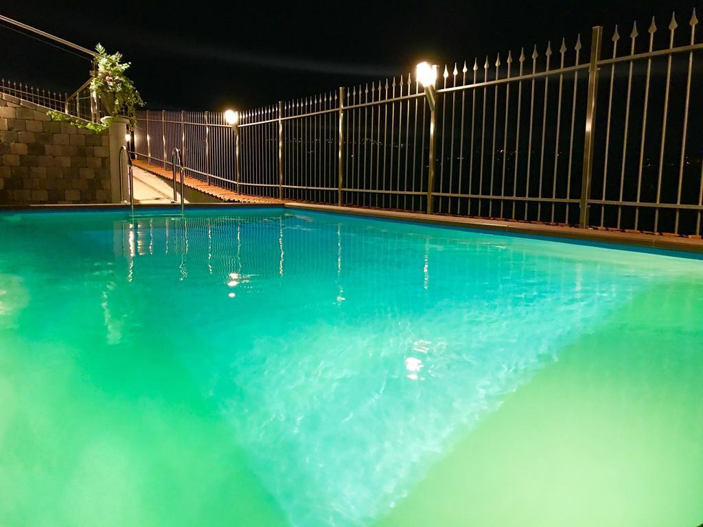 Wellness Suite Na' Canuna' Roddi Bagian luar foto